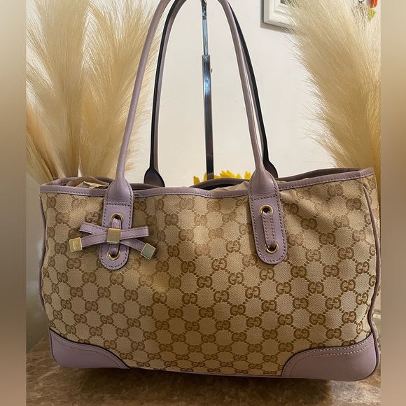 💜Gucci Shoulder Bag💜